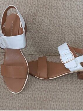 Tommy Hilfiger Sandals Size 9M